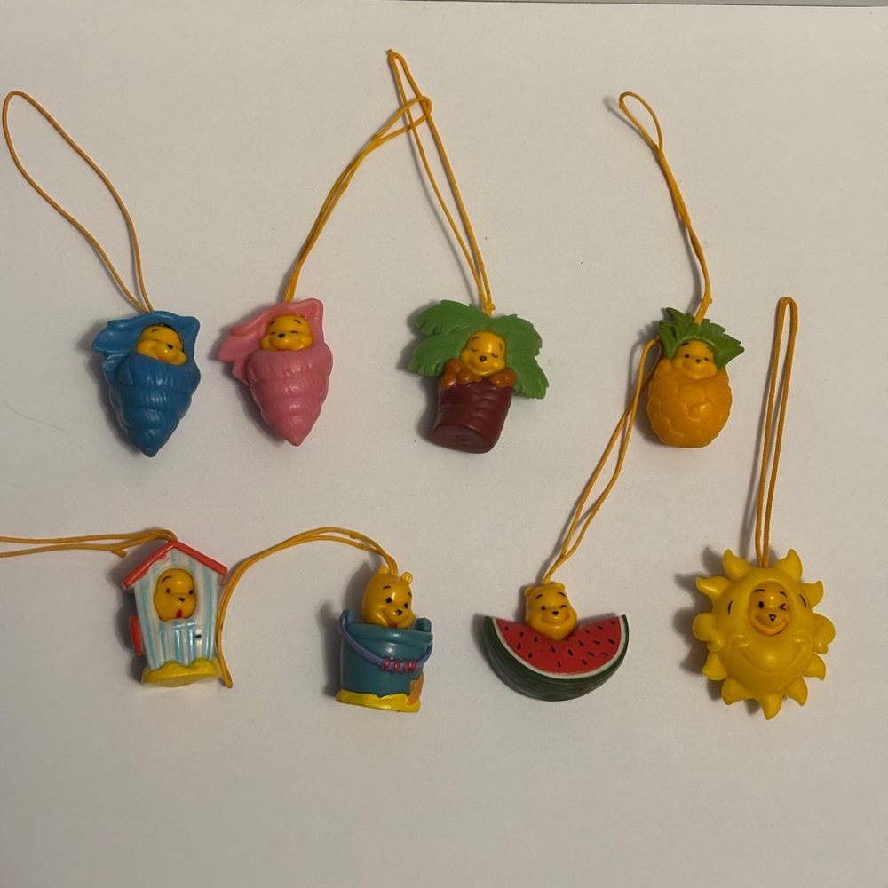 Winnie Pooh Peek-a-Pooh #14 Summer Splash Complete Series of 8 Keychain Danglers